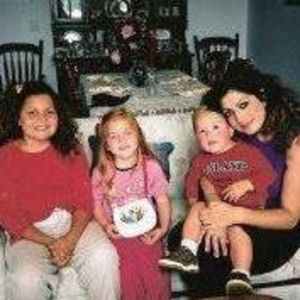 Meet your Posher, Laurie